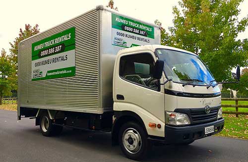 rent-a-moving-truck-in-roervig