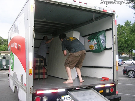 how-to-find-cheap-moving-truck-rentals-in-broerup