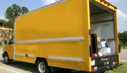 moving-truck-rental-in-holsted